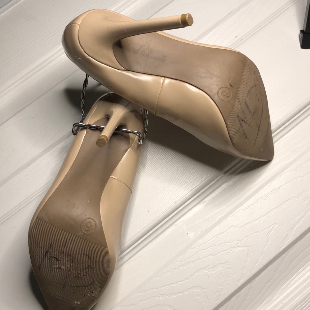 Shoes - Picture 3 of 5
